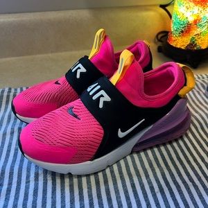 Nike Air Max 270 Extreme Girls/Women’s Sneakers